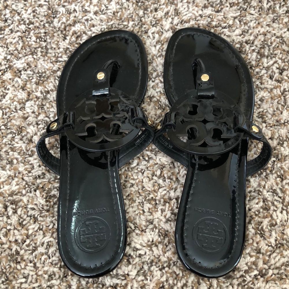 Tory Burch leather sandals!!!